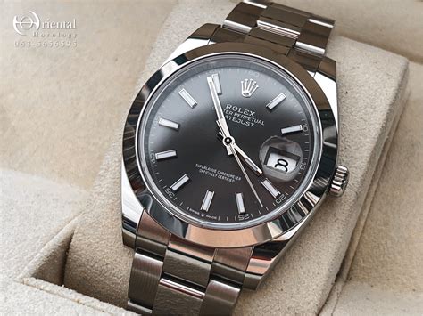 rolex datejust 41mm leather strap.